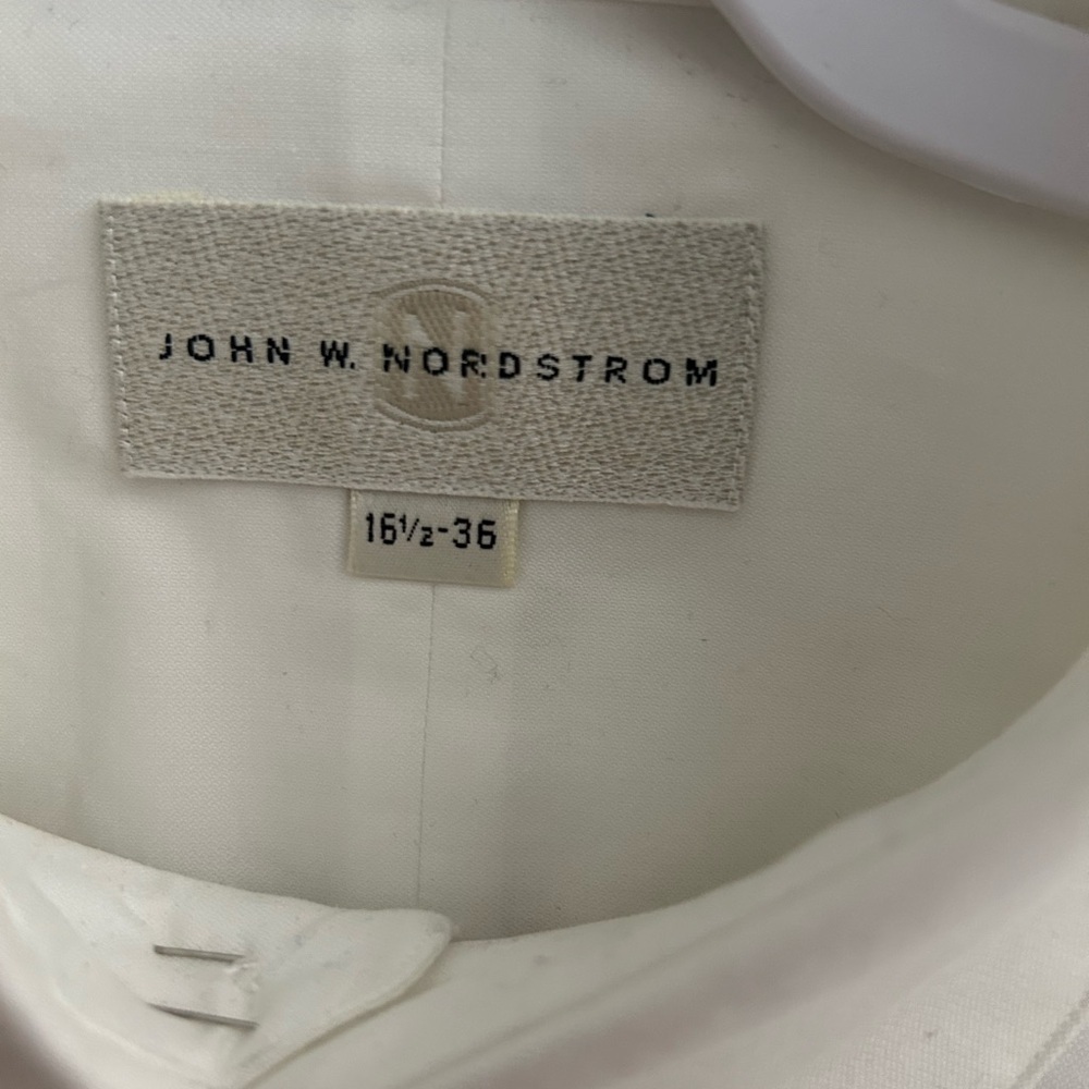 John W Nordstrom Oversized White Button Down Dress Shirt - Picture 4 of 4
